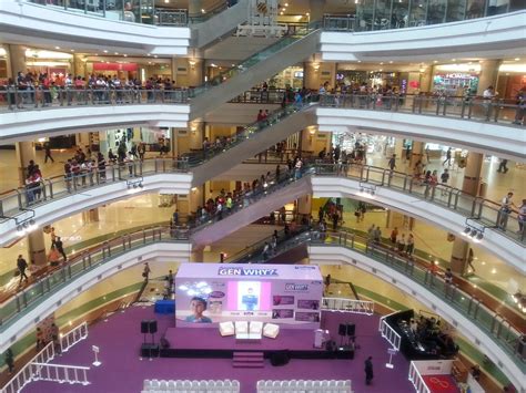 1 utama shopping center.